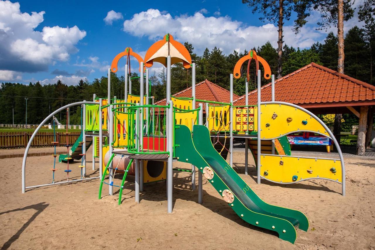 מלון Ruda Rozaniecka Debowy Dwor מראה חיצוני תמונה